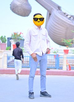 Shubh - Male escort in New Delhi Photo 1 of 2