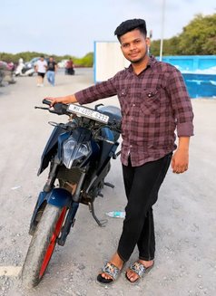 Shubham Gangawane - Male escort in Mumbai Photo 1 of 4