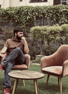 Shubham - Acompañantes masculino in Gurgaon Photo 1 of 3