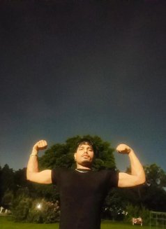Shubham - Male escort in Chandigarh Photo 1 of 6