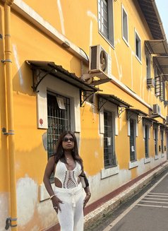 Shubhankari - Acompañantes transexual in New Delhi Photo 5 of 8