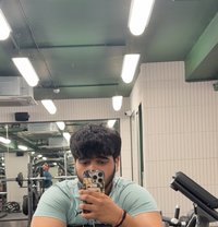 Shubhh - Male escort in New Delhi