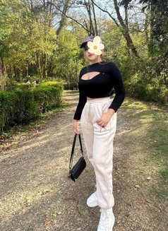 Shubhi Escort Service - escort in Kathmandu Photo 3 of 3