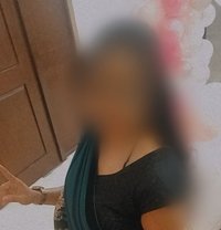 Shubhra Independent - puta in Gurgaon