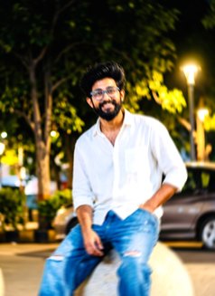 Shudhanshu - Male escort in Gurgaon Photo 2 of 3
