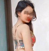 Shuhani - escort in Kochi