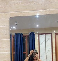 Shurbhi - escort in New Delhi