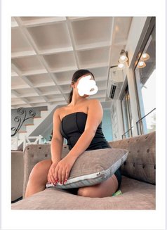 Shweta - puta in Bangalore Photo 1 of 2