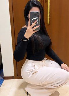 Shweta - escort in Mumbai Photo 1 of 2