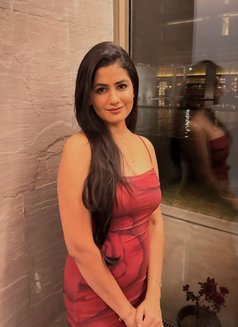 Shweta - escort in Chandigarh Photo 2 of 3