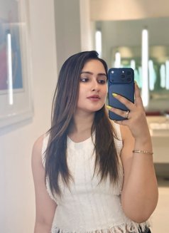 Shweta - escort in Coimbatore Photo 1 of 3