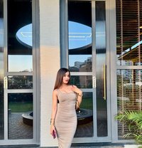 Shweta - puta in Dubai