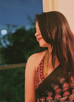 Shweta - escort in Guwahati Photo 1 of 3