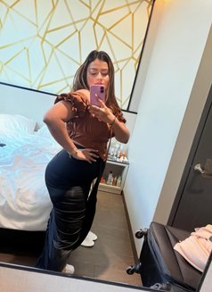 Shweta - escort in Kochi Photo 3 of 3