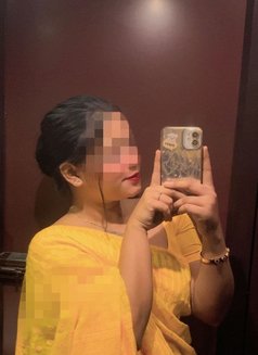 Shweta - escort in Kolkata Photo 4 of 8