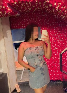 Shweta - escort in Kolkata Photo 5 of 8