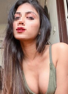 Shweta - escort in Thane Photo 2 of 3