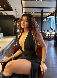 Shweta - puta in Mauritius Photo 2 of 7