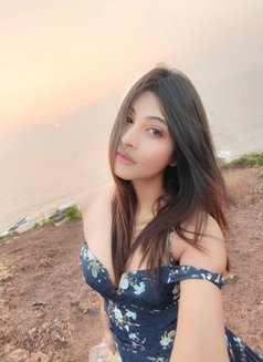 RASHMI CHANDIGARH 𝟵𝟴𝟏𝟓𝟰𝟱𝟳𝟳𝟐𝟰 - escort in Chandigarh Photo 3 of 4