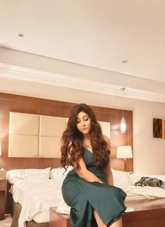 RASHMI CHANDIGARH 𝟵𝟴𝟏𝟓𝟰𝟱𝟳𝟳𝟐𝟰 - escort in Chandigarh Photo 3 of 4