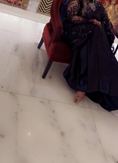 Shweta Sharma indepndent married lady - puta in New Delhi Photo 4 of 8