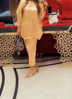 Shweta Sharma indepndent married lady - puta in New Delhi Photo 14 of 14