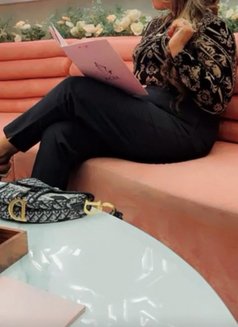 Shweta Sharma indepndent married lady - escort in New Delhi Photo 2 of 16