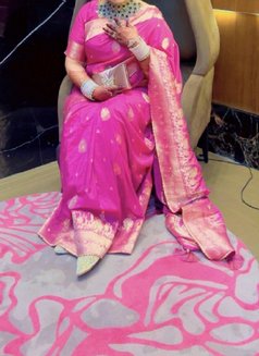 Shweta Sharma indepndent married lady - escort in New Delhi Photo 5 of 16