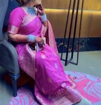 Shweta Sharma indepndent married lady - escort in New Delhi