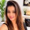 Shwetasinghal - escort in Mumbai Photo 3 of 7