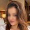 Shwetasinghal - escort in Mumbai Photo 4 of 7