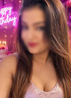 Shwetasinghal - escort in Mumbai Photo 7 of 7