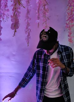 Shy Guy - Male escort in Bangalore Photo 4 of 4