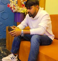 Shyam - Masajista in Ahmedabad
