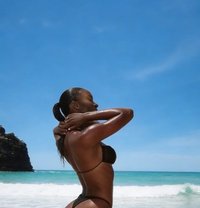 Shyla - escort in Bali