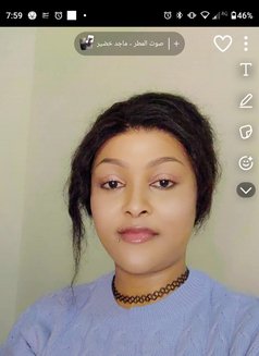 Shyma - escort in Muscat Photo 2 of 2
