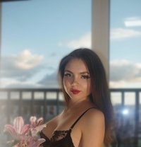 Shyrin - puta in Dubai Photo 1 of 7