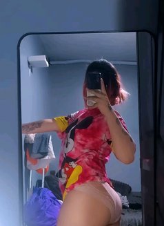 Satana - Transsexual escort in Manila Photo 3 of 4