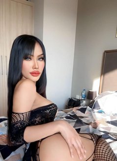 Sia Sohot Good for First Timer - Transsexual escort in Riyadh Photo 5 of 22