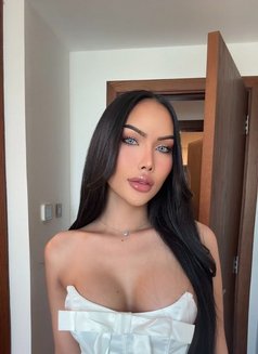 Sia Sohot Good for First Timer - Transsexual escort in Riyadh Photo 8 of 22