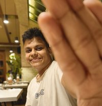 Sid - Intérprete masculino de adultos in Mumbai