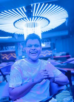 Sid - Intérprete masculino de adultos in Mumbai Photo 2 of 3