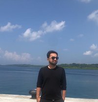 Sid - Male escort in Mumbai