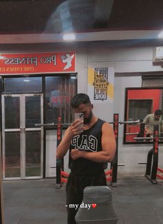 Sid69 - Acompañantes masculino in Mumbai Photo 3 of 3