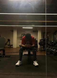 Sidd Hunk - Male escort in Chennai Photo 5 of 9