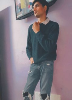 Siddarth Roy - Dominador masculino in New Delhi Photo 4 of 7