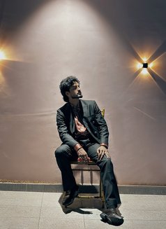 Siddhant Hard Core - Acompañantes masculino in Gurgaon Photo 7 of 10