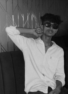 Siddhant - Male escort in Navi Mumbai Photo 2 of 2