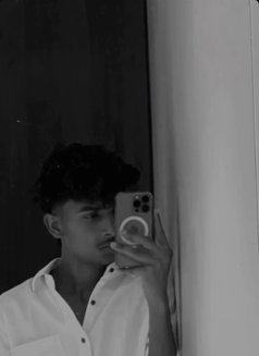 Siddhant - Male escort in Navi Mumbai Photo 7 of 8
