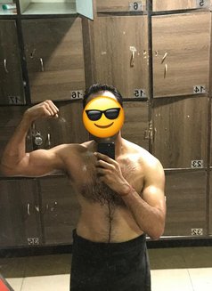 Siddhant to Give Love You Deserve - Male escort in New Delhi Photo 1 of 3